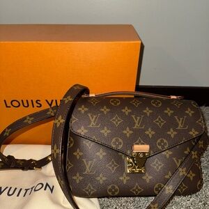 Louis Vuitton Monogram Brown Women's Bag